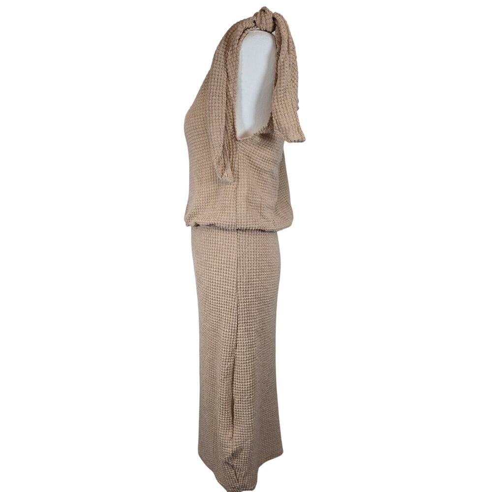 NWT L‎ Cupshe Tan Waffle-Knit Dress w/Shoulder Tie, Cap Sleeve & Skirt-Lining - Picture 2 of 11